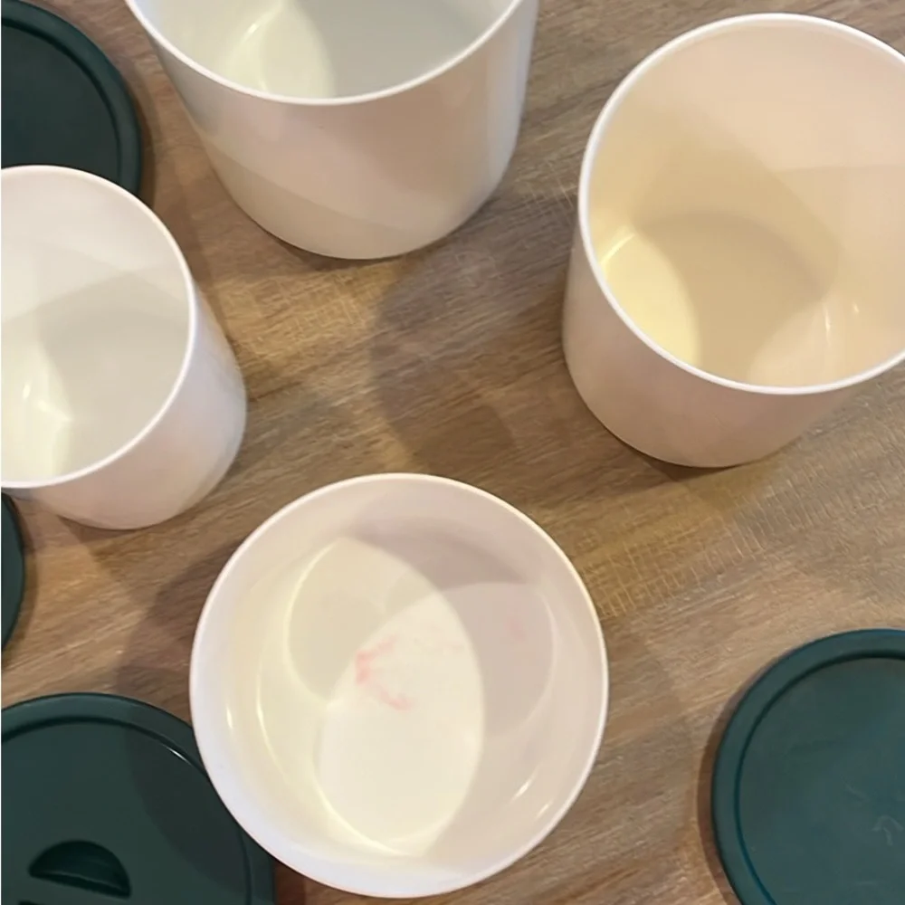Tupperware Canister Set